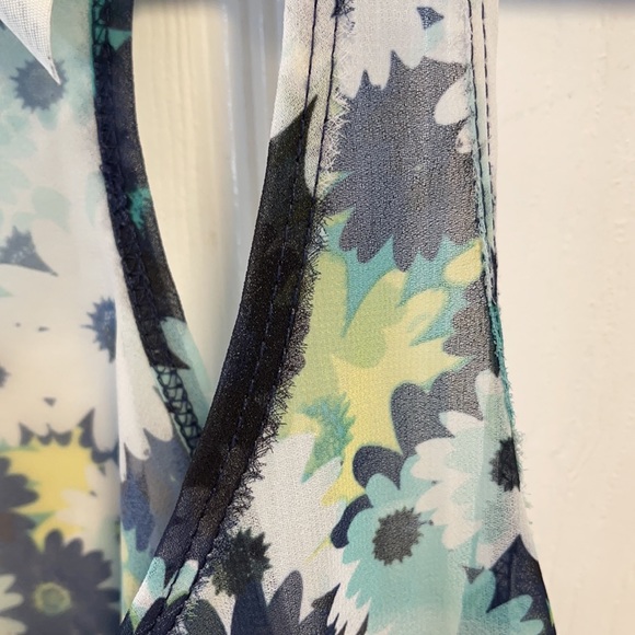 Aeropostale Bethany Mota Floral Sheer tank top M - Picture 9 of 9